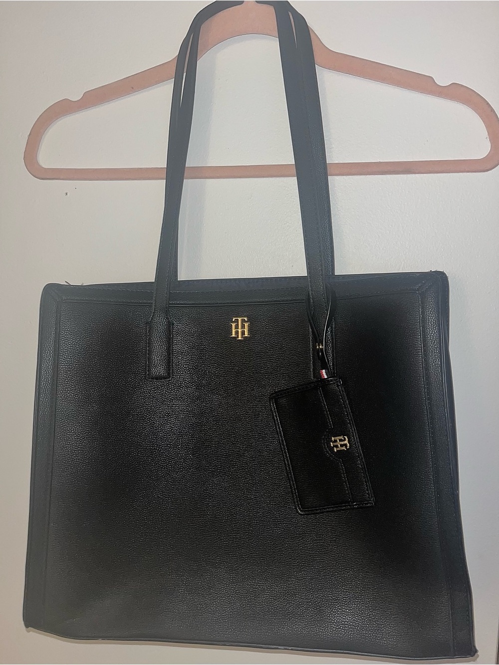 😍Tommy Hilfiger Black Leather Tote Bag